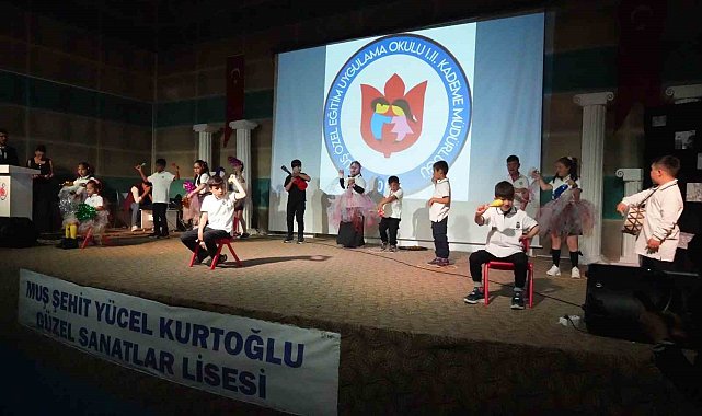 Muş'ta özel öğrencilerin gösterisi büyük beğeni topladı
