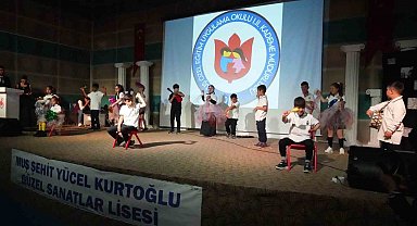 Muş'ta özel öğrencilerin gösterisi büyük beğeni topladı