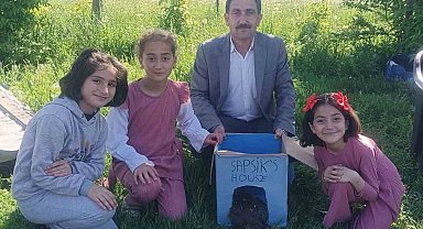 Muş'ta yaralı halde bulunan kartal yavrusu duyarlı vatandaşlar sayesinde koruma altına alındı