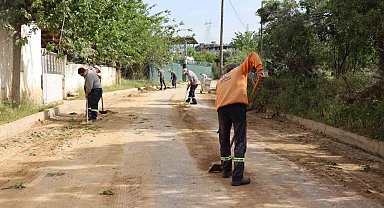 Nazilli'de yoğun yağış sonrası temizlik mesaisi