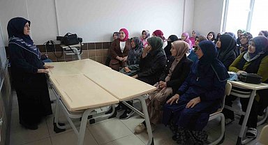 Niğde'de kadınlara yönelik açılan gassallık kursuna yoğun ilgi