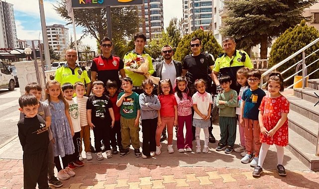 Niğde'de miniklere trafik eğitimi verildi
