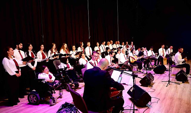 Niğde'de "Engelsiz Nağmeler" konseri yoğun ilgi gördü