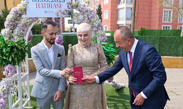 Nikah salounlarında "05.05.2025" yoğunluğu