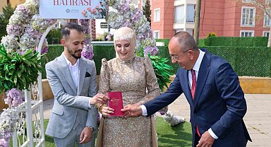 Nikah salounlarında "05.05.2025" yoğunluğu