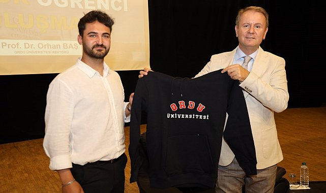 ODÜ'de 'rektör-öğrenci' buluşması