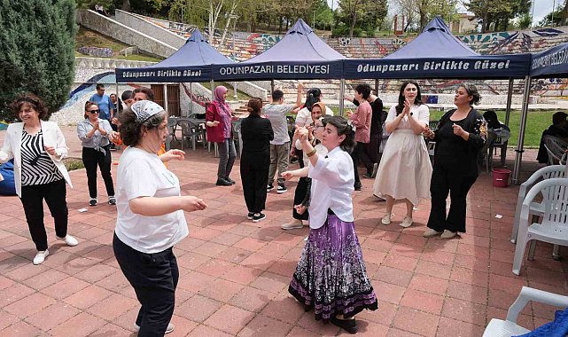 Odunpazarı Belediyesi'nden annelere özel kutlama