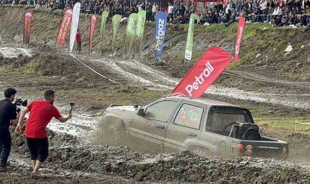 Off-Road yarışları nefes kesti