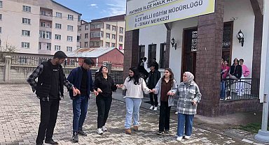 Öğrenciler Hıdırellezi kutladı