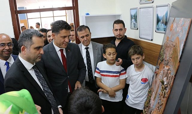 Öğrencilerin projeleri fuarda sergilendi