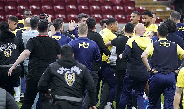 Olaylı Galatasaray - Fenerbahçe derbisine ilişkin davada Oosterwolde hakkında zorla getirme kararı