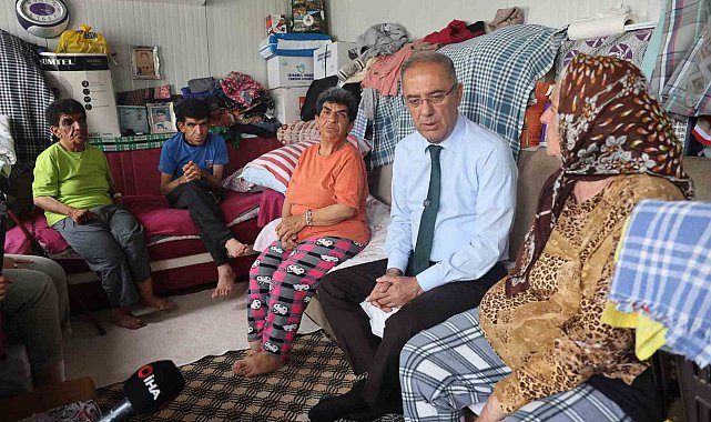 Ömrünü 3 engelli evladına adayan fedakar anne hayat hikayesiyle takdir topladı