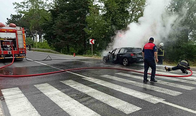 Ordu'da seyir halindeki otomobilde yangın çıktı