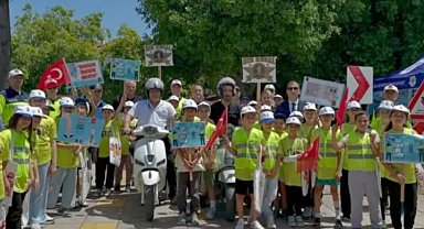 Ortaca'da öğrencilerle yaya geçidi eğitimi gerçekleştirildi