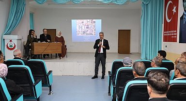 Osmaneli'nde tarımsal üretimin verimliliği için bilgilendirme toplantısı düzenlendi