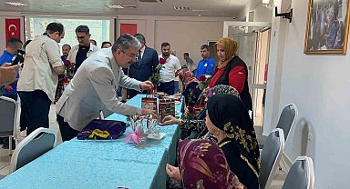 Osmaniye'de huzurevinde kalan annelerin günü kutlandı