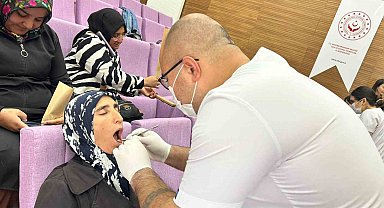 Otizmli çocuklar ve annelerine ücretsiz diş taraması