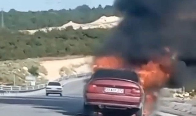 Otomobil alev alev yandı