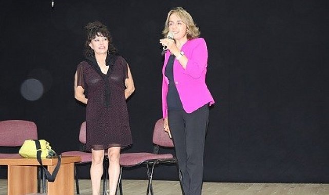 Oyuncu Mehtap Bayri Köyceğiz'de söyleşi gerçekleştirdi