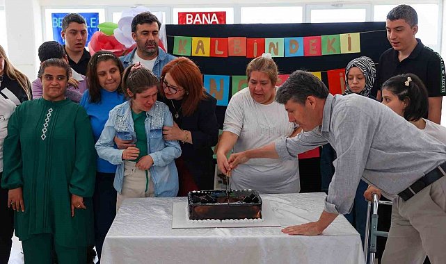 Özel öğrencilerin velilerine fiziksel sağlık ve beslenme semineri
