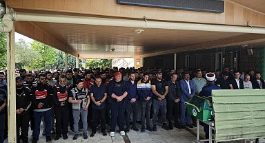 Paket götürürken kazada hayatını kaybeden motokurye son yolculuğuna uğurlandı