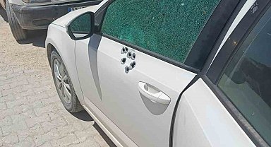 Park halinde araç kurşunlandı