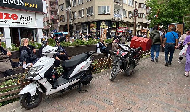 Park yasağına rağmen motosiklet işgali