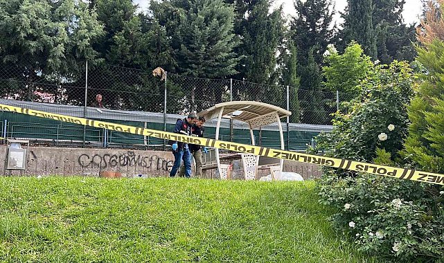 Parkta erkek cesedi bulundu