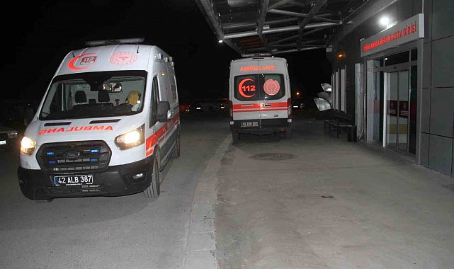 Parkta gençler arasında çıkan bıçaklı kavgada 1 kişi yaralandı