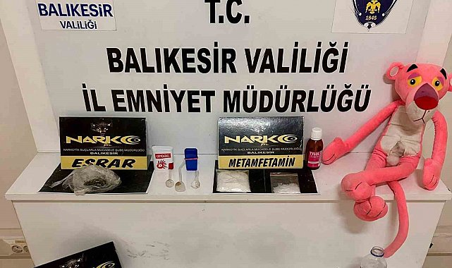 Pembe panterin içinden uyuşturucu çıktı