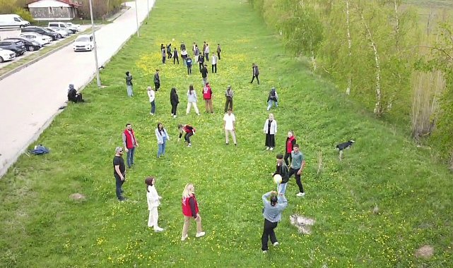 Polisten öğrencilere anlamlı 19 Mayıs etkinliği