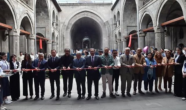 Raci Alkır Güzel Sanatlar Lisesi öğrencileri yine hayran bıraktı