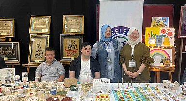 Rize'de kursiyerlerin el emekleri görücüye çıktı