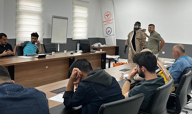 Sağlık çalışanlarına yönelik KBRN eğitimi devam ediyor