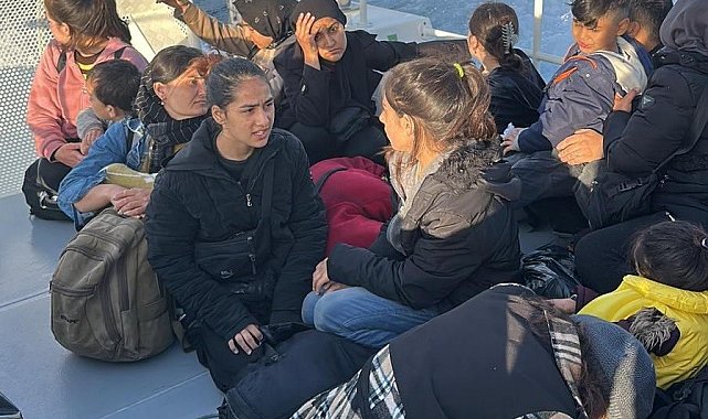 Sahil Güvenlik, geri itilen 16'sı çocuk 53 göçmeni kurtardı