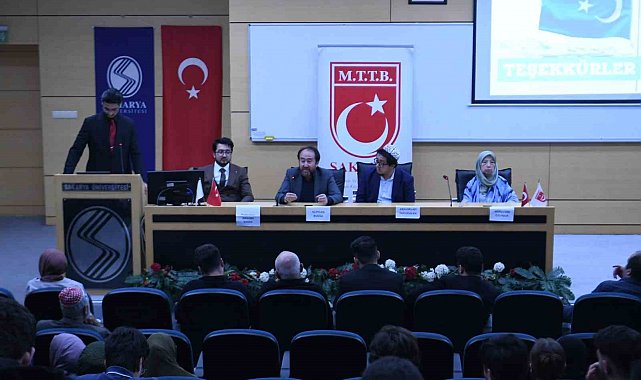 Sakarya Üniversitesi'nde Doğu Türkistan paneli düzenlendi