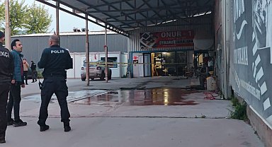Sakarya'da oto yıkamacıda silahlı kavga: 1 yaralı