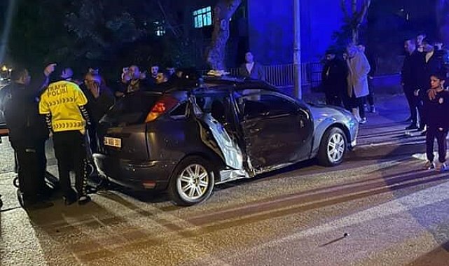 Sakarya'da otomobil ile motosiklet çarpıştı: 1 ölü, 2 yaralı