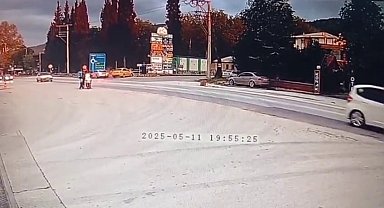 Sakarya'da ticari taksi ve otomobil çarpıştı: 6 yaralı
