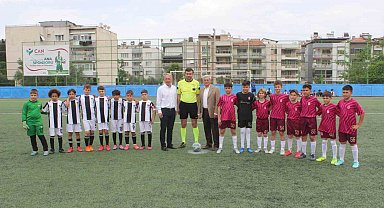 Salihli'de futbol şöleni başladı