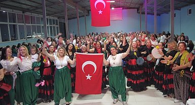 Şalvar gecesinde 19 Mayıs coşkusu