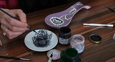 SAMEK'lerde özgün ürünler üretiyorlar: "Kızıma kendi ellerimle masa örtüsü yaptım"