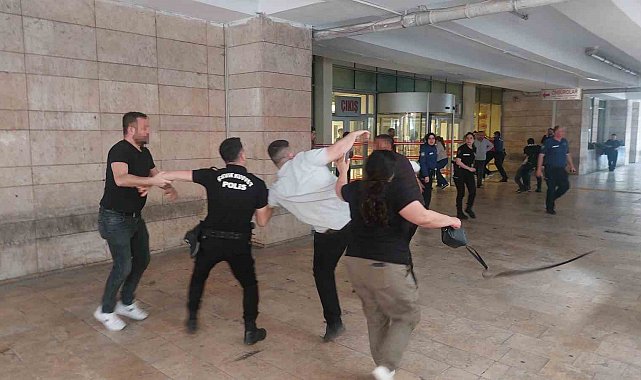 Samsun Adliyesinde duruşma çıkışı kavga çıktı