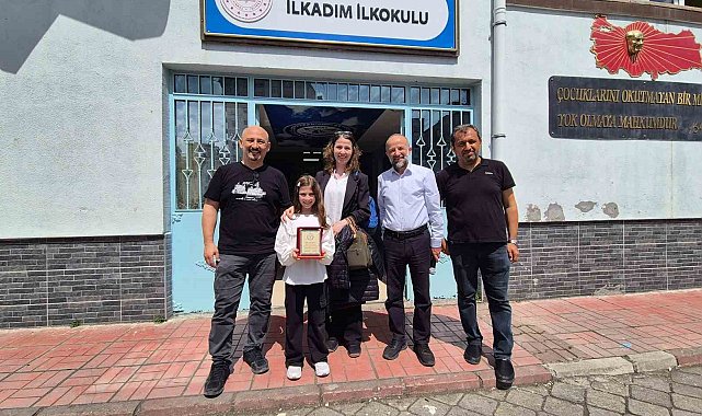 Samsunlu minik ressam dünya birincisi oldu