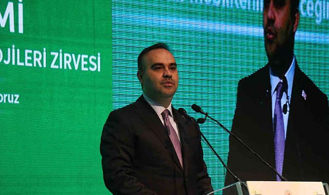 Sanayi ve Teknoloji Bakanı Kacır: "2030'a kadar seviye 3 yerli otonom aracın ülkemizde üretilmesini hedefliyoruz"