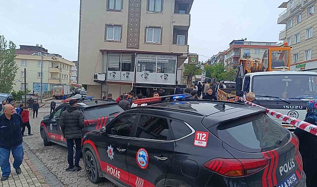 Sancaktepe'de otomobil telefoncuya daldı