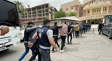 Şanlıurfa merkezli 6 ilde 'change' araç operasyonu: 15 gözaltı