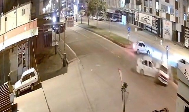 Şanlıurfa'da otomobiller çarpıştı: 1 ölü, 2 yaralı