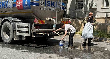 Sarıyer'de çöken yol vatandaşı suyundan etti: Tankerden evlerine bidonlarla su taşıdılar