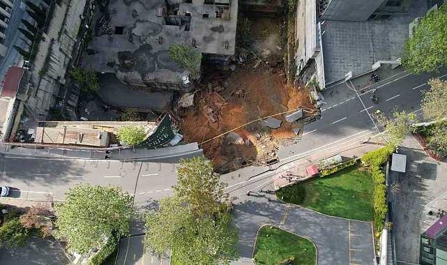 Sarıyer'de yol çöktü: Doğalgaz sıkıştı, patlama oldu